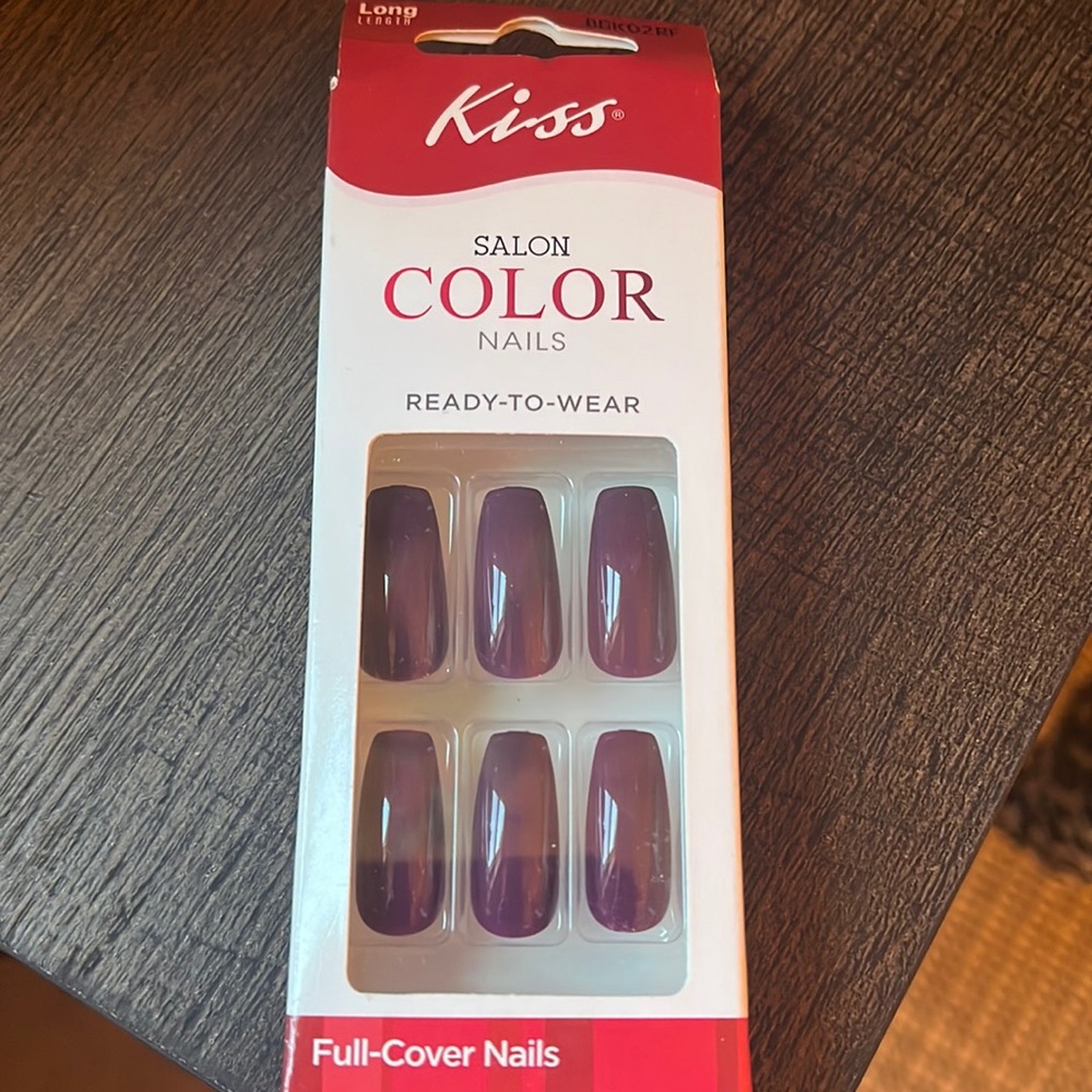 Kiss press on nails ready to wear new long purple